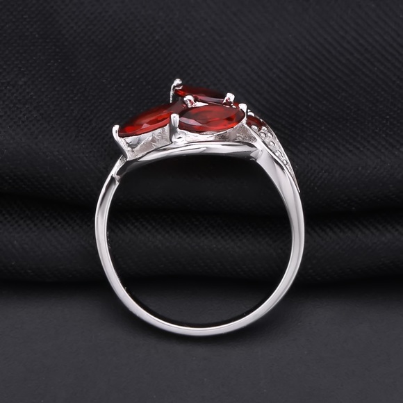 5 Stone Garnet Ring in Solid Sterling Silver - Picture 2 of 3